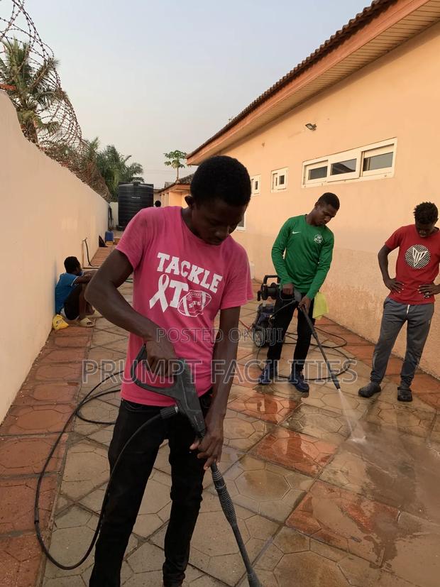 Compound Floor Cleaning · Photo 2