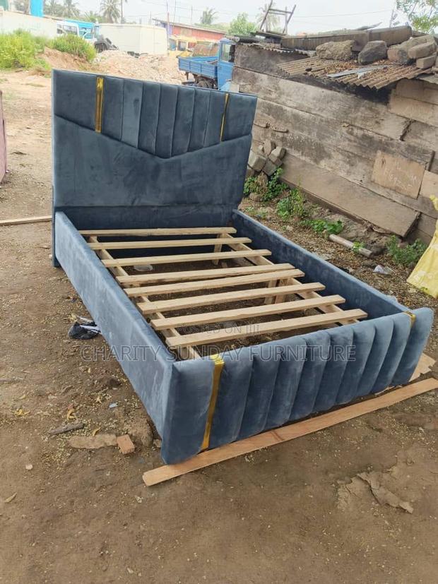 Bedframe Double With Side Drawer · Photo 1