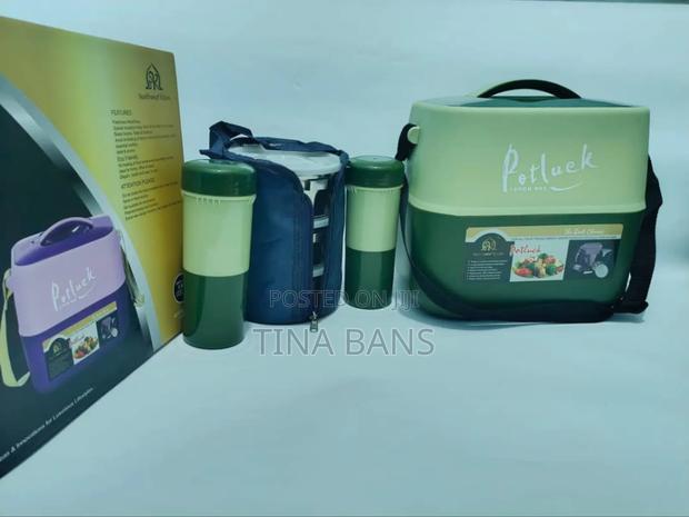 Potluck Lunch Box · Photo 2