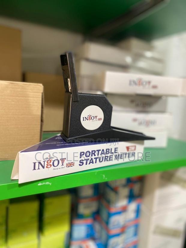 Ingot Portable Stature Meter · Photo 1