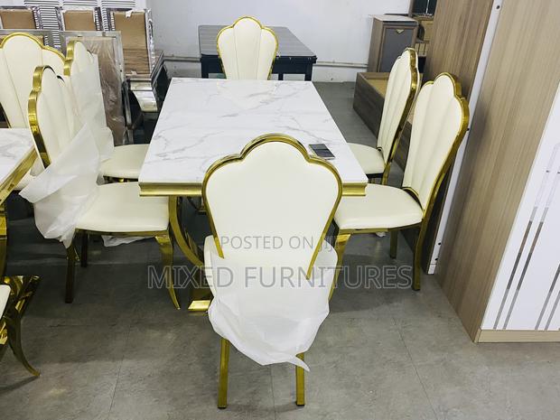 Modern Marble Dining Table With 6 Leather Chairs · Photo 3