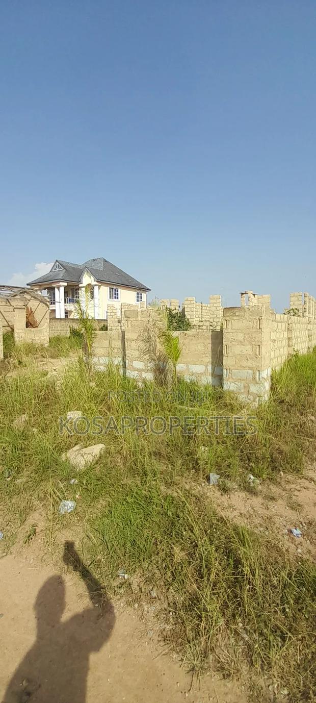 Uncompleted at Kasoa · Photo 2