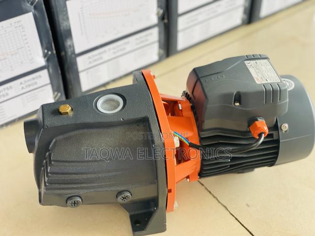 High Pressure Cast 1.5hp Water Pump · Photo 1