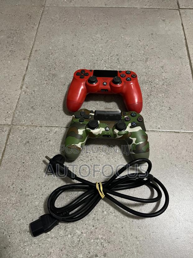 Playstation 4 Pro 1tb · Photo 7