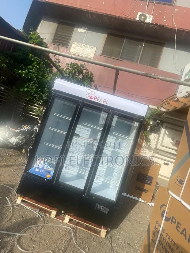 Pearl Nebulaglass 780l Zero-Gravity Cooling Display · Photo 1