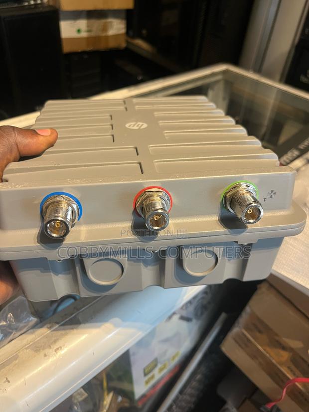 Hp Msm466-r Outdoor Access Point · Photo 4