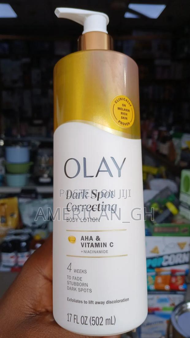 Olay Vitamin C Body Lotion, 502ml (New Improved) · Photo 2