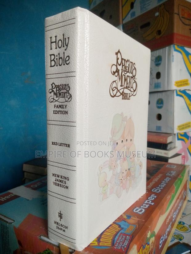 Nelson NKJV Precious Moments Bible Family Edition · Photo 3