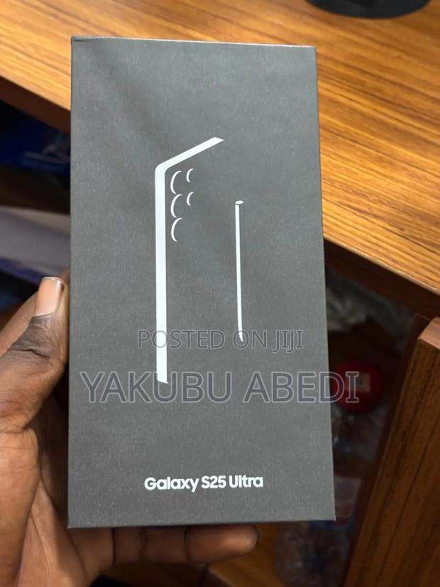 New Samsung Galaxy S25 Ultra 256 GB Gray · Photo 1