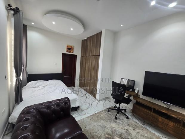 Furnished 4bdrm House in East Airport, Spintex for rent · Photo 2