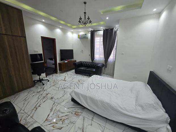 Furnished 4bdrm House in East Airport, Spintex for rent · Photo 4