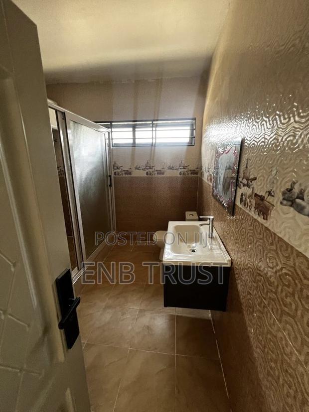 4bdrm Duplex in Acp Estate, Ga East Municipal for rent · Photo 8
