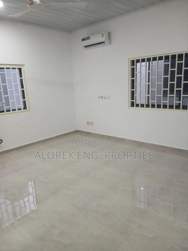 3bdrm Apartment in Air Contained, Adenta for rent · Photo 4