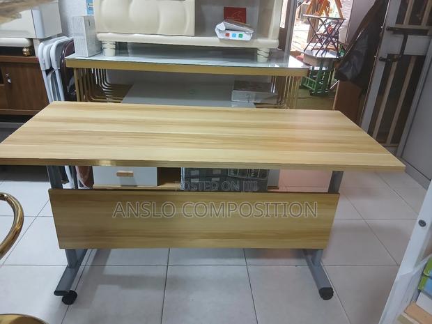 Morden Ict Lab Movable Table · Photo 1