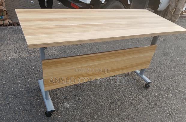 Morden Ict Lab Movable Table · Photo 2
