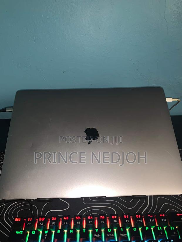 Laptop Apple MacBook Pro 2019 16GB Intel Core i7 SSD 512GB · Photo 2