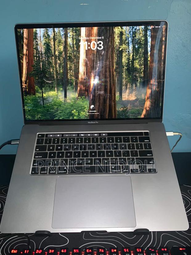 Laptop Apple MacBook Pro 2019 16GB Intel Core i7 SSD 512GB · Photo 3