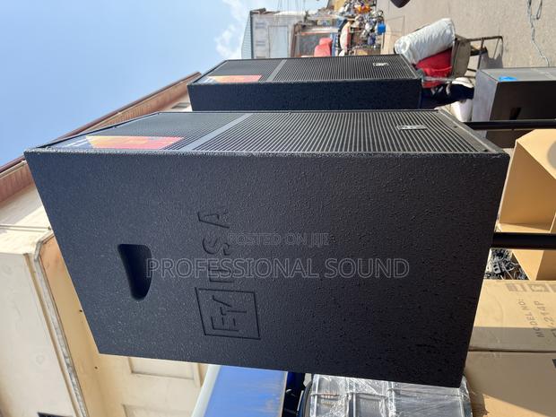 Pair of Electro-Voice (Ev) Ds115 15-Inch Passive Pa Speakers. · Photo 2