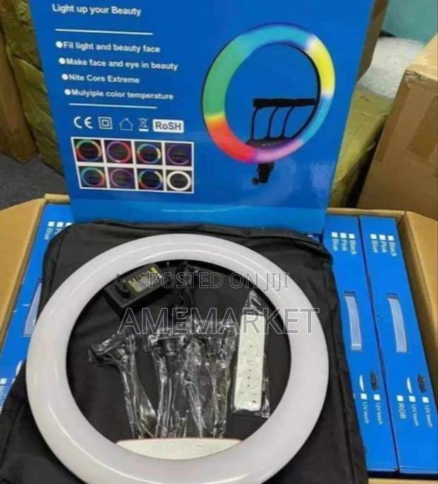 22-Inch RGB Ring Light for Professional Makeup, and Live Streaming · Photo 3