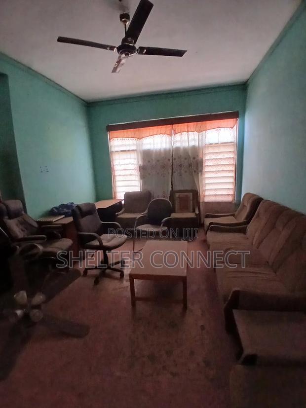 Mini Flat in Dzorwulu, Dworwulu for rent · Photo 8