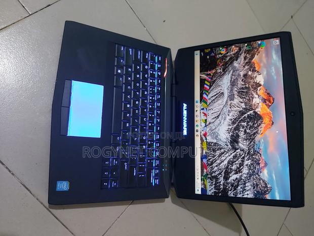 Laptop Alienware M15 r3 16GB Intel Core i7 SSD 256GB · Photo 2