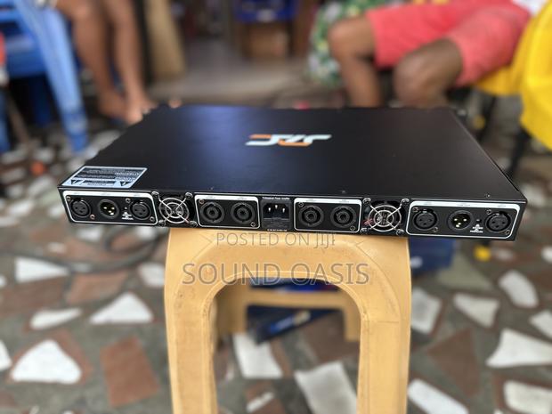 Jp-30000 4 Channel Audio Power Amplifier · Photo 4