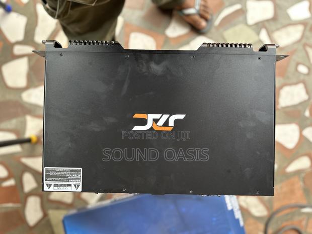 Jp-30000 4 Channel Audio Power Amplifier · Photo 5