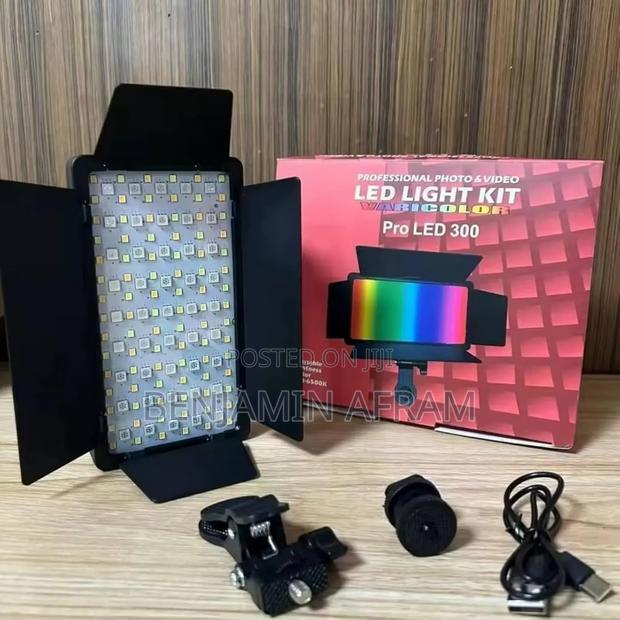 Pro Led Varicolor Content Creating Video Light · Photo 1