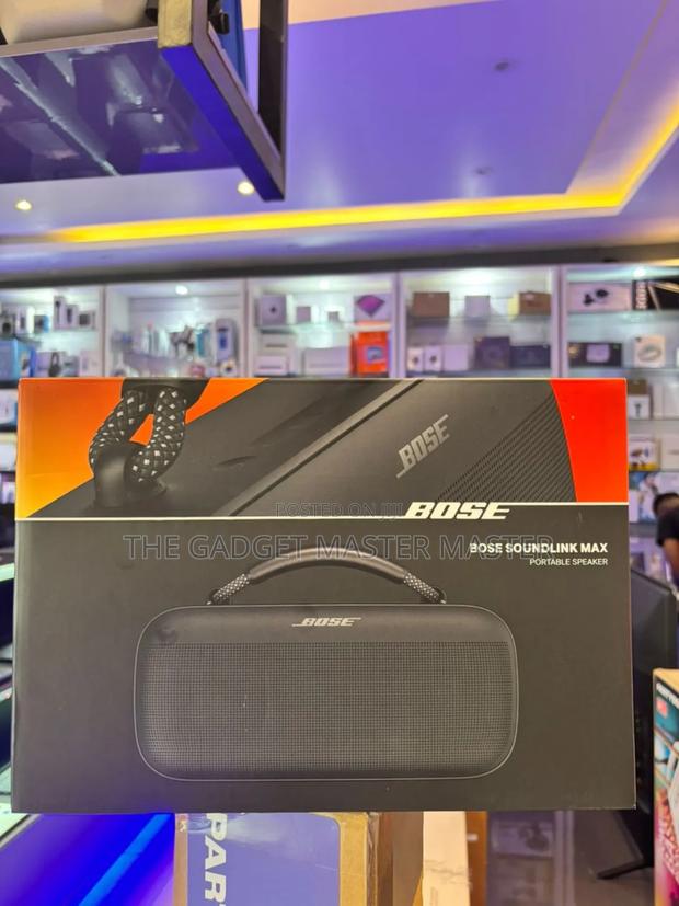 Bose Soundlink Max Portable Speaker · Photo 1