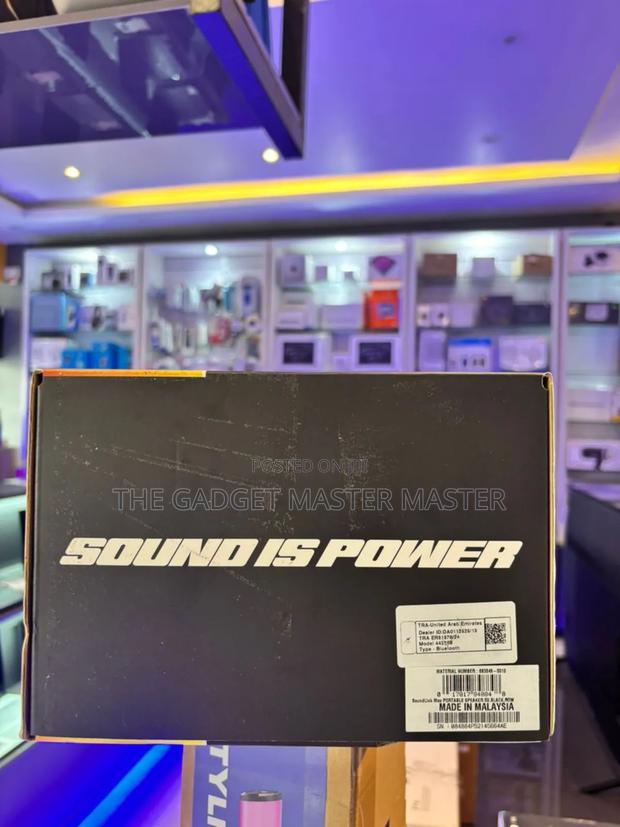 Bose Soundlink Max Portable Speaker · Photo 2