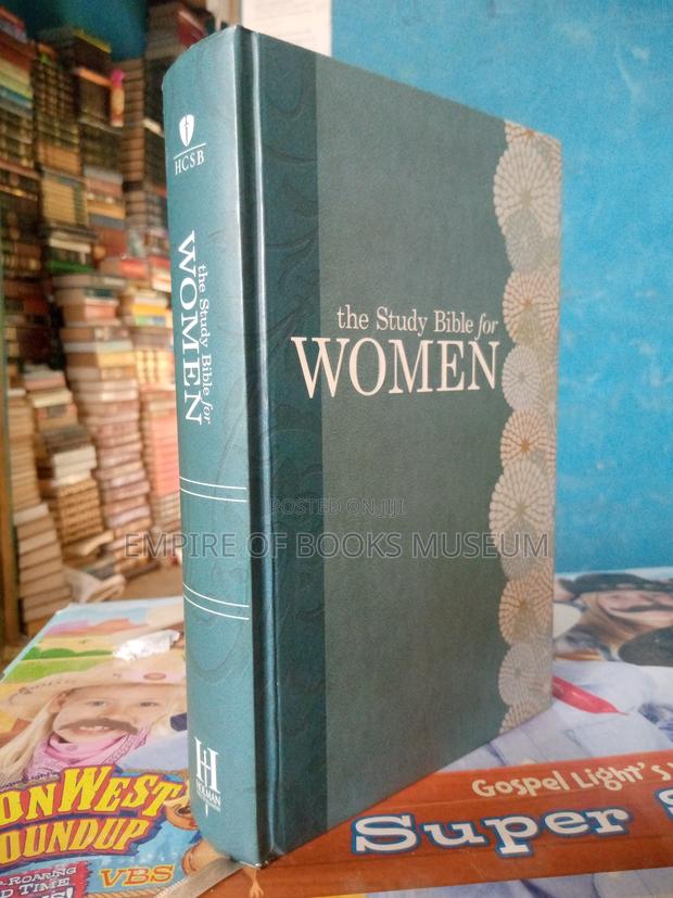 The Study Bible for Women Hard Cover (Hcsb) · Photo 1