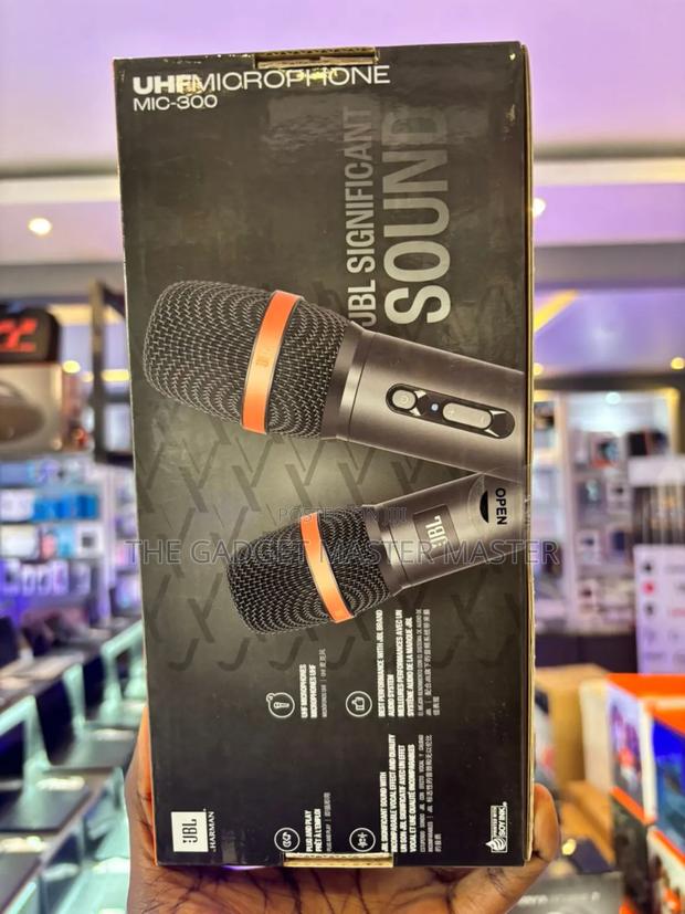 JBL Mic 300 Uhf Microphone · Photo 2