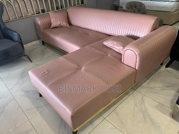 A Royal Comfort L Shape, With Adjustable Head Rest, Very Beautiful. · Photo 1