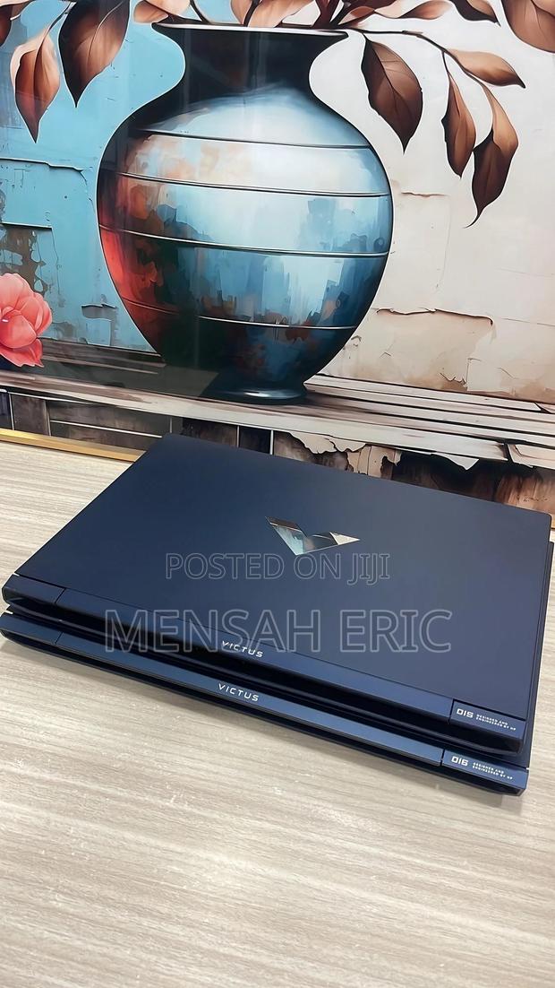 Laptop HP Victus 16 16GB Intel Core I7 SSD 512GB · Photo 1