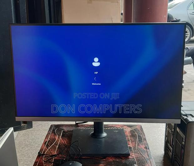 Samsung 28 Inches Uhd Ips Edgeless Monitor · Photo 3