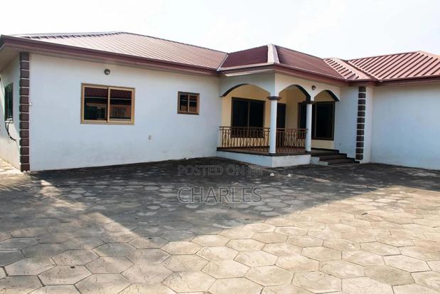 4bdrm House in Cdf Agency, Frafraha for rent · Photo 1