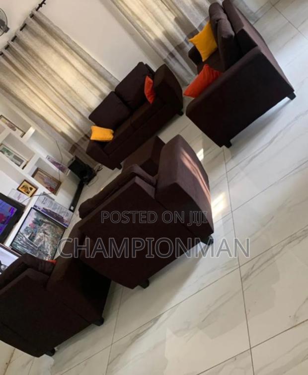 Home Fabric Sofa · Photo 2