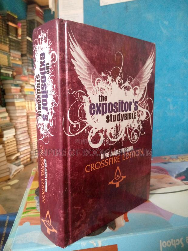 The Expositor's Study Bible Crossfire Edition · Photo 1