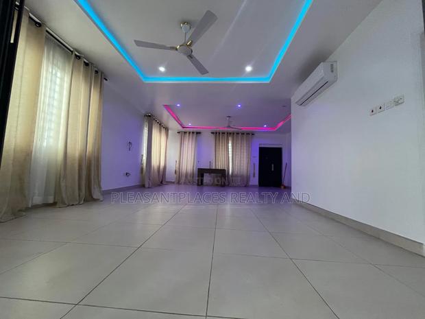 2bdrm Apartment in Pleasantplaces, Adjiriganor for rent · Photo 1