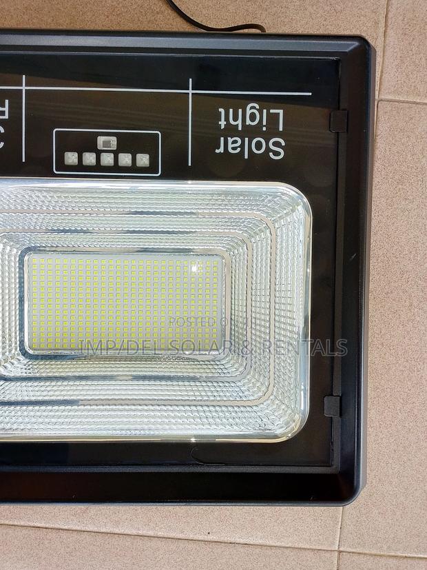 Solar Light 200w Solar Charging Rechargeable · Photo 2