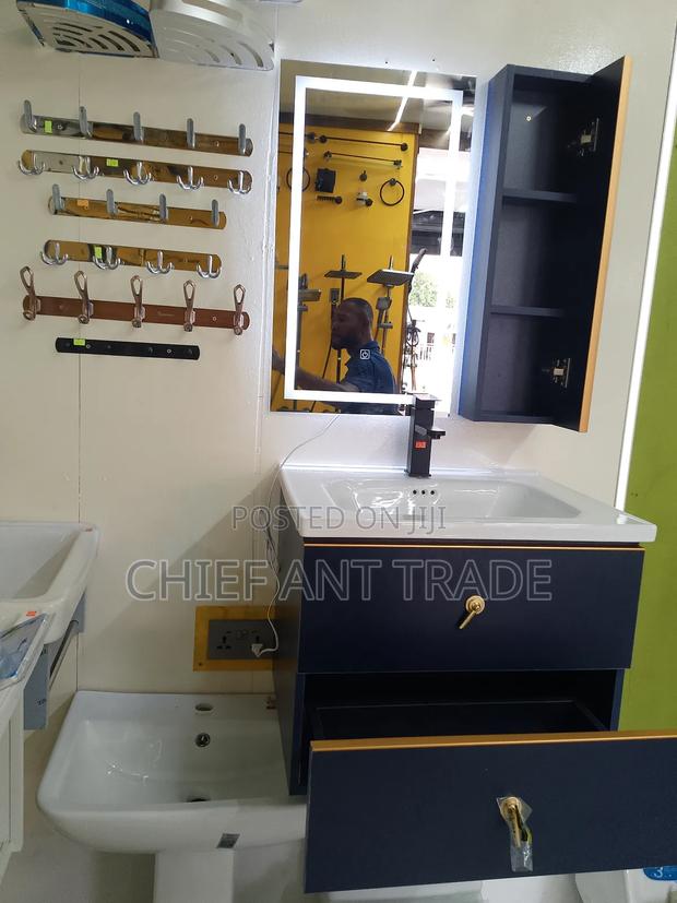Classy Hand Wash Cabinet Basin With Touchscreen Mirror W5060 · Photo 3