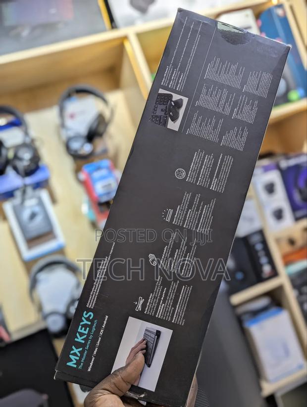 Logitech Mx Keys Wireless Keyboard · Photo 3