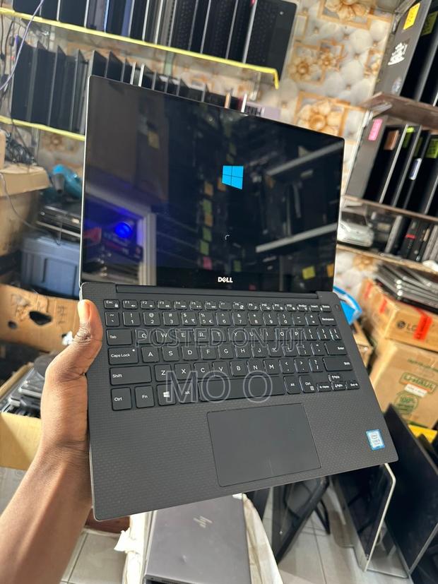 Laptop Dell XPS 13 8GB Intel Core I7 SSD 256GB · Photo 4