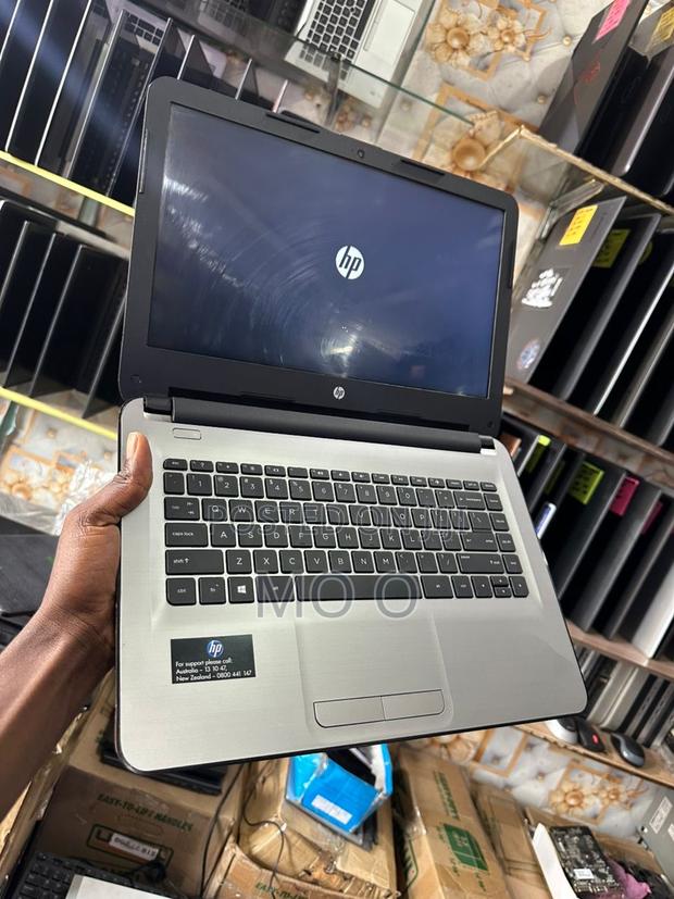 Laptop HP 14-Dq1025cl 12GB Intel Celeron HDD 500GB · Photo 3
