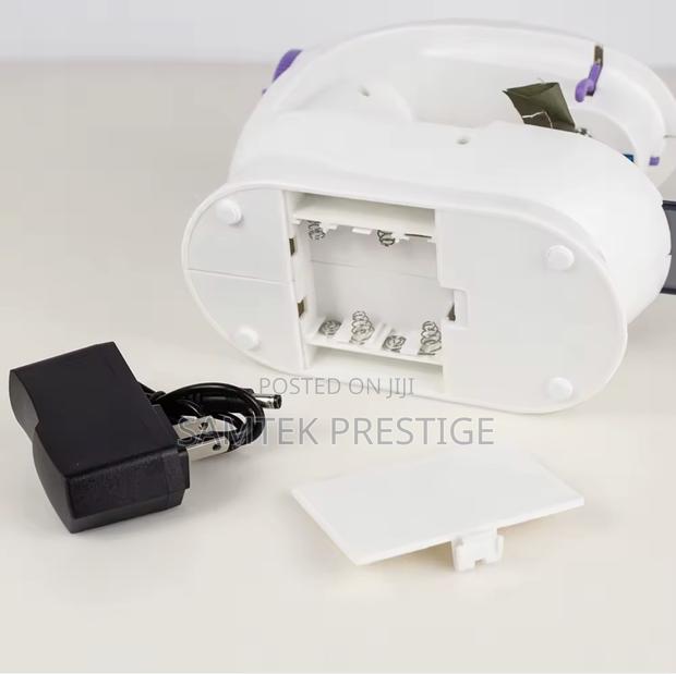 Professional Mini Portable Sewing Machine · Photo 2