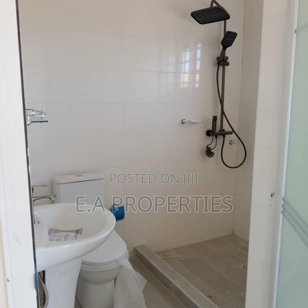 3bdrm House in E A Properties, Manet Court for sale · Photo 3