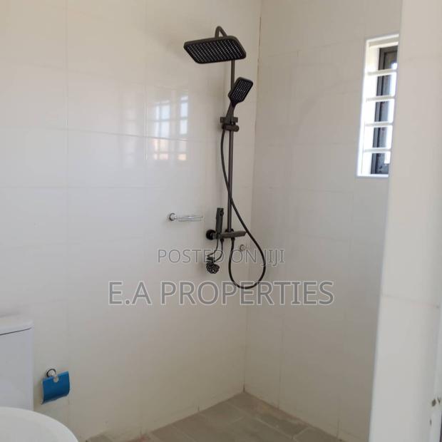 3bdrm House in E A Properties, Manet Court for sale · Photo 4