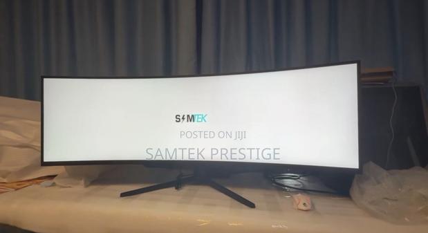 Samtek 49inch Curve 165hz Gaming Monitor · Photo 2