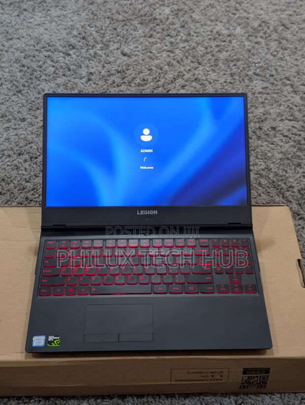 Laptop Lenovo Legion Y530 16GB Intel Core i7 SSD 512GB · Photo 3