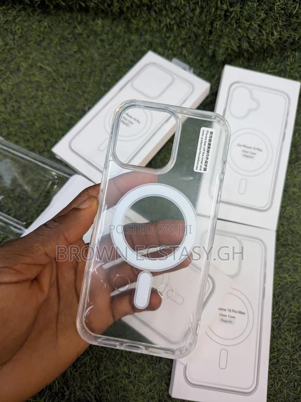 iPhone 14/15/16 Pro And Pro Max Max Transparent Case · Photo 6